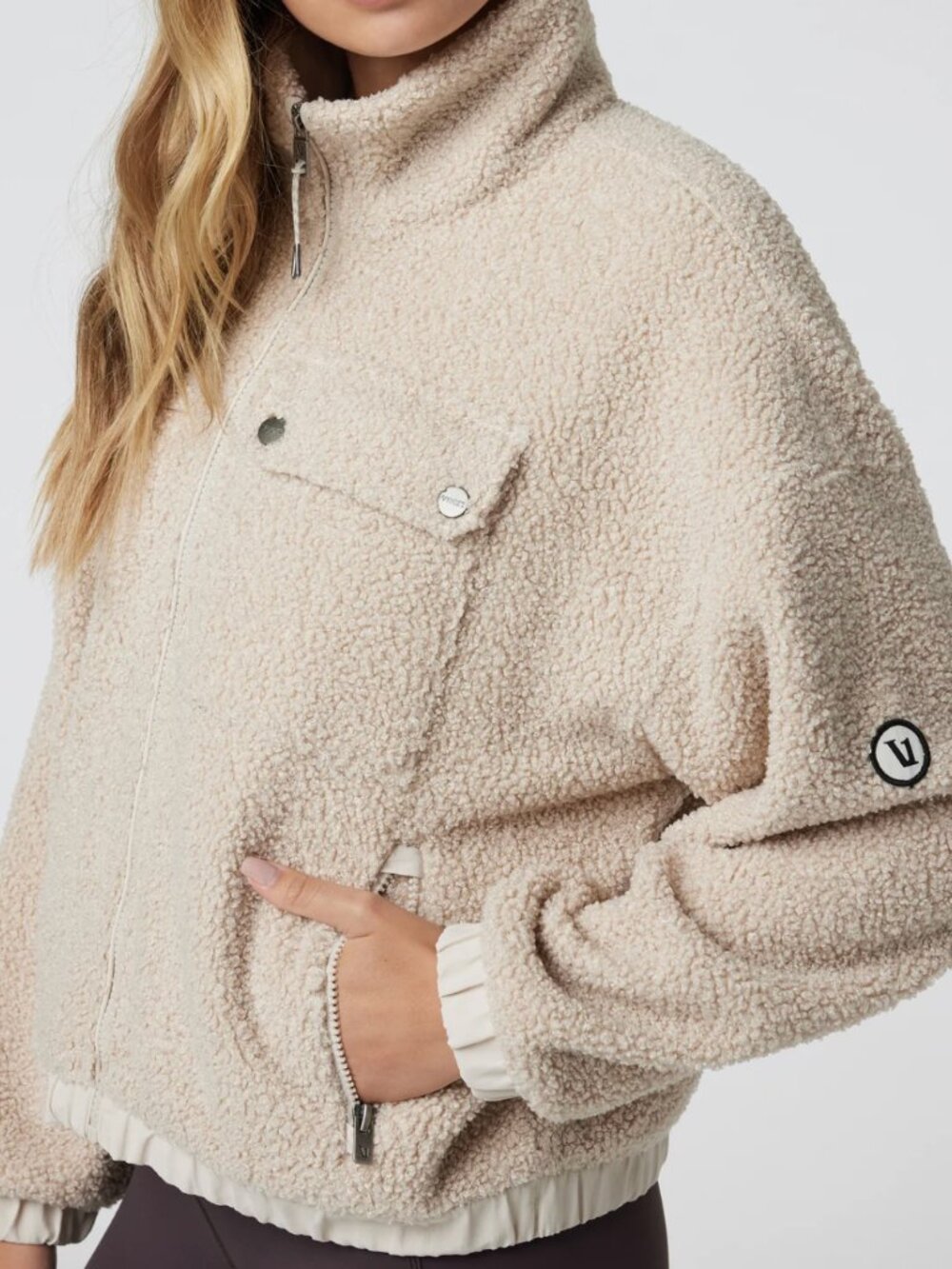 Vuori Sycamore Full Zip Jacket in Dune - Picture 3 of 4